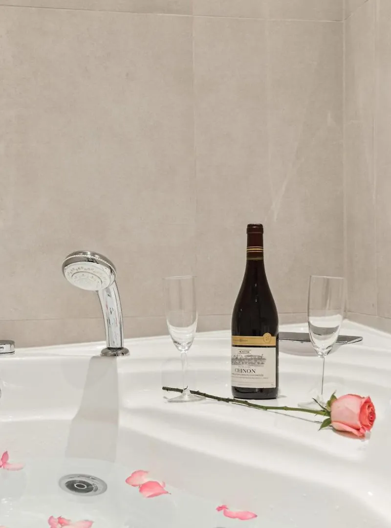Lavie Maison Ac And Hot Tub Close Arc De Triomphe Paris 0*,