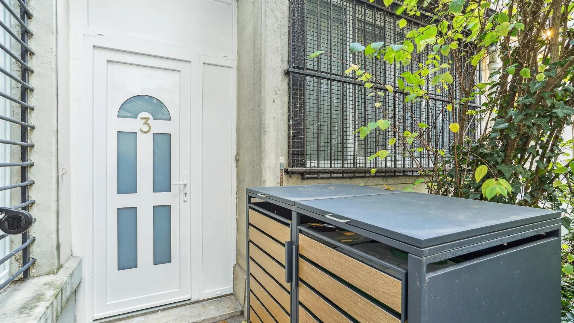 Lavie Maison Ac And Hot Tub Close Arc De Triomphe Paris 0*,  France